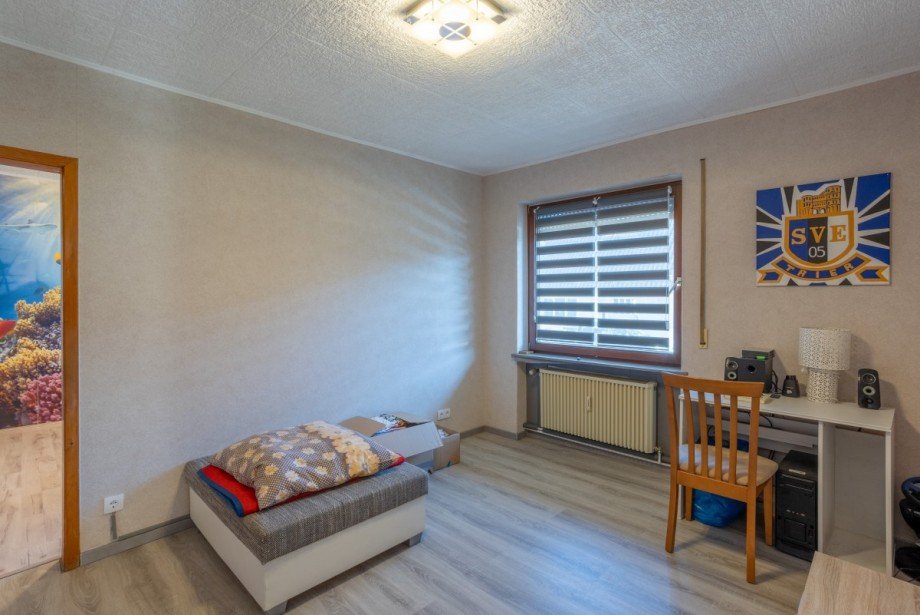 EG Wohnung Buder Kinderzimmer Mehrfamilienhaus Birresborn