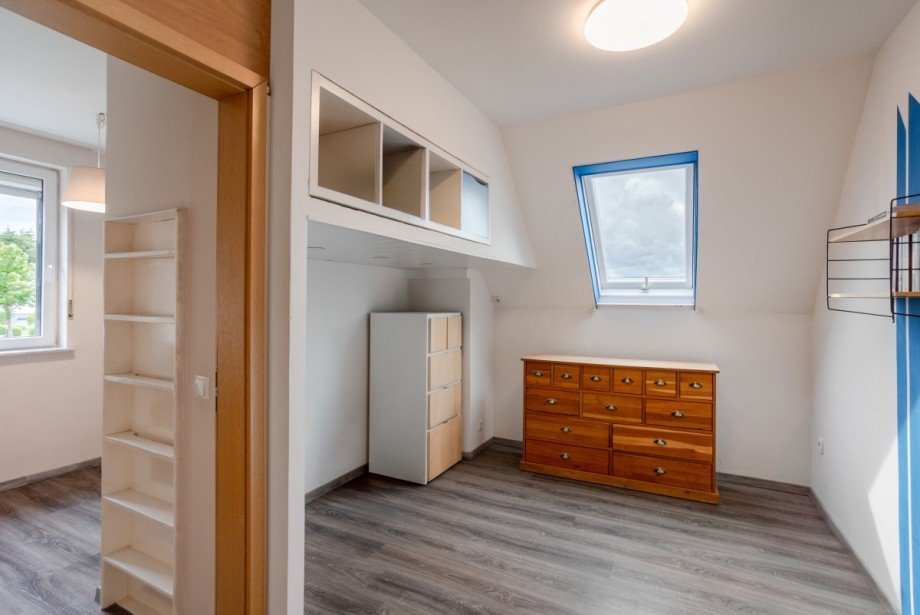 Dachgeschoss Zimmer Einfamilienhaus Hillesheim