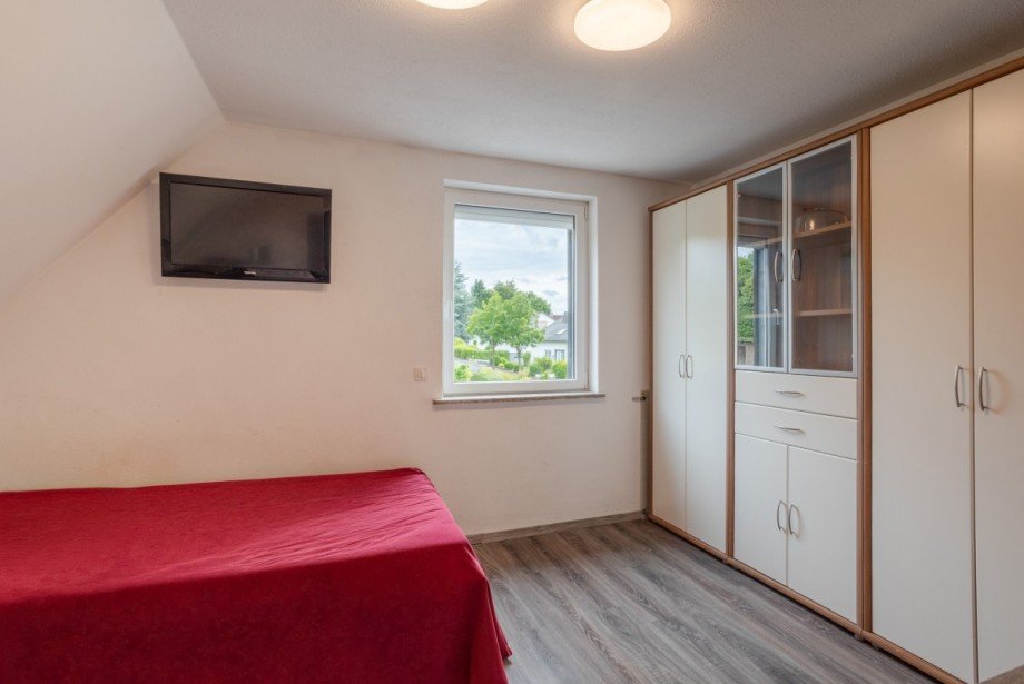 Dachgeschoss Schlafzimmer Einfamilienhaus Hillesheim