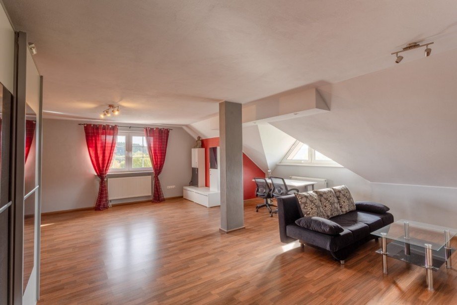 Haus DG Schlafzimmer BIld 2 Einfamilienhaus Oberstadtfeld
