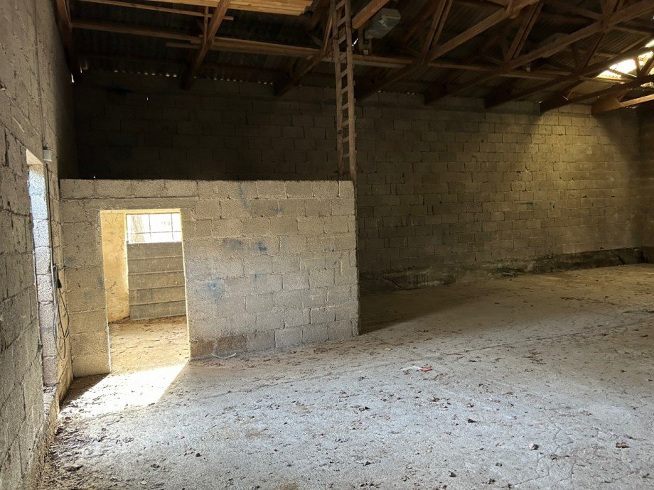 Abstellraum Halle Betteldorf