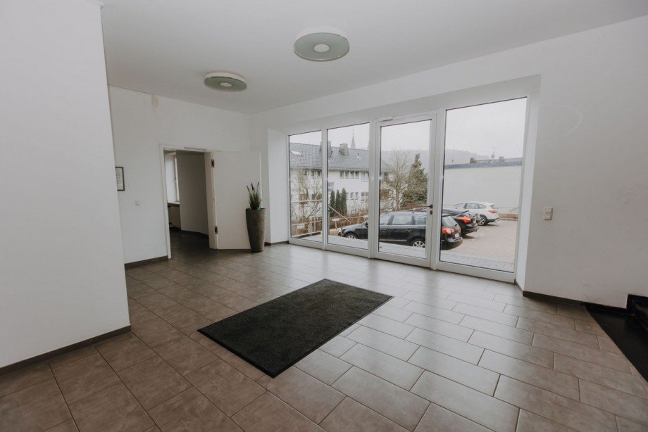 Eingangsbereich Wohnung Pr�m