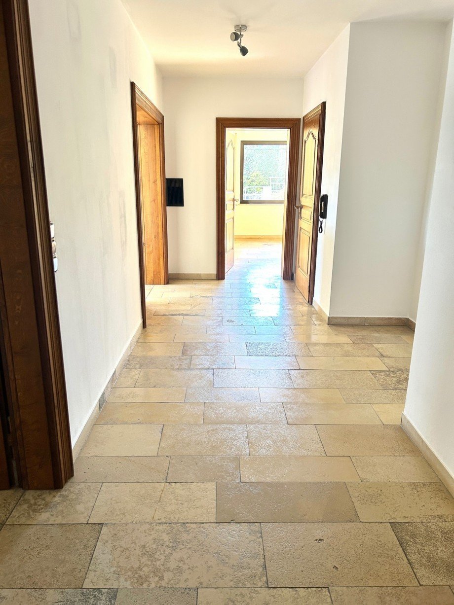 Flur - 1 Wohnung Gerolstein