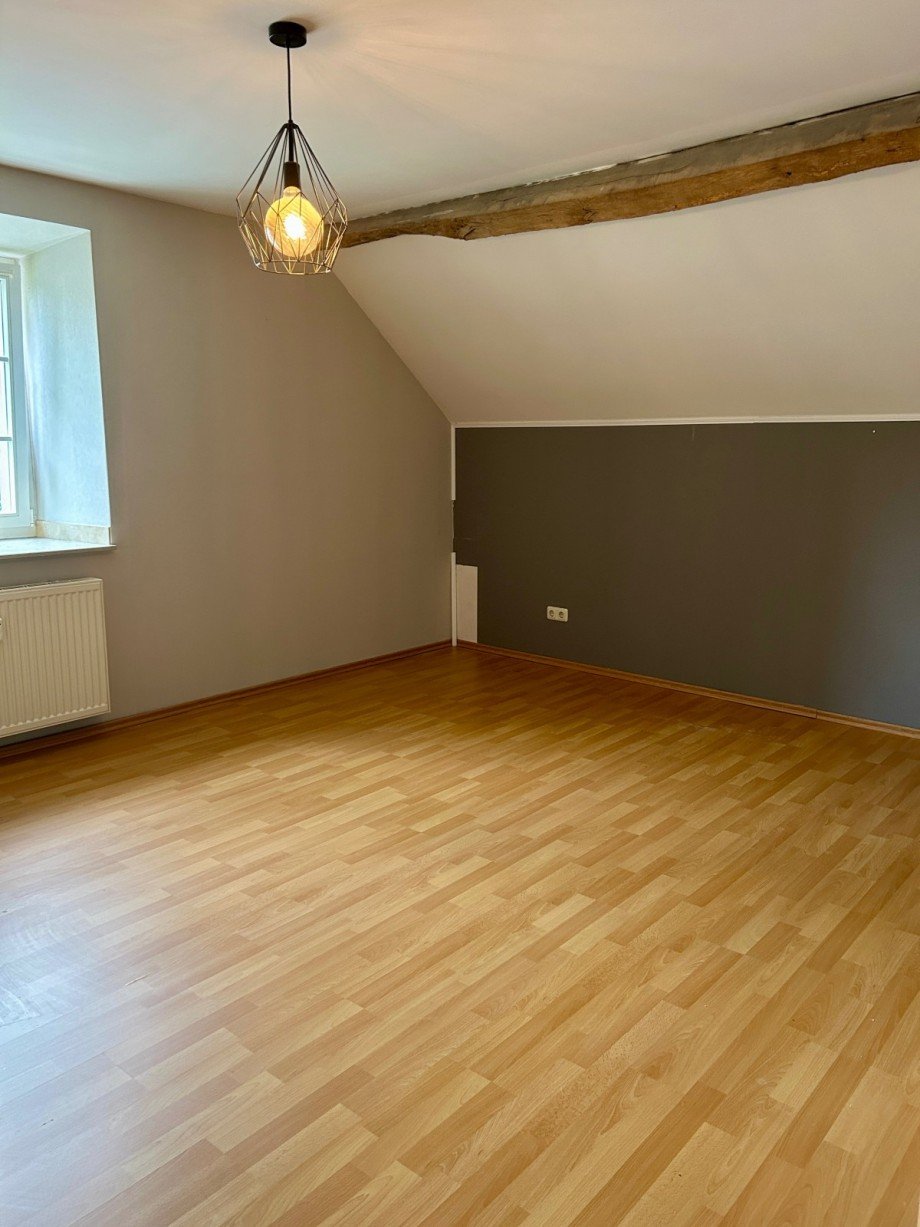 Schlafzimmer 1 von 3 Erdgeschosswohnung Betteldorf