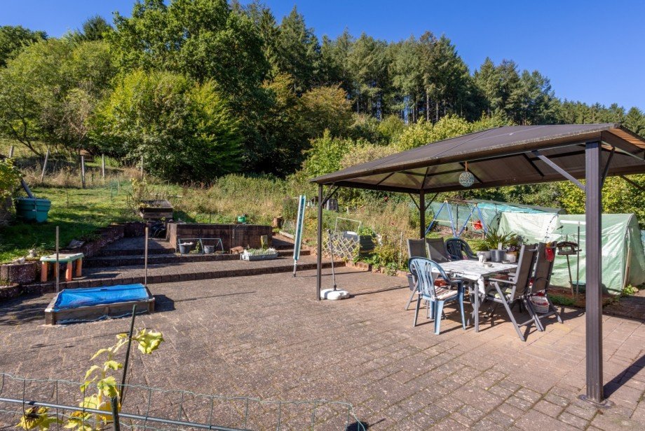 OG Wohnung Terrasse Mehrfamilienhaus Birresborn