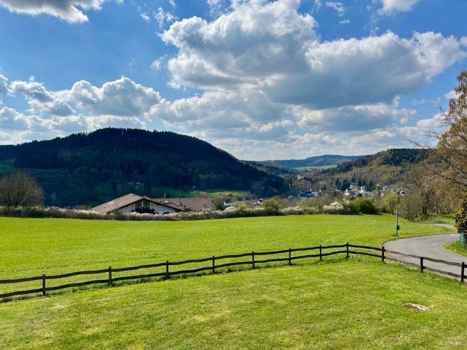 Balkon Panoramablick Bild 2 Landhaus Gerolstein