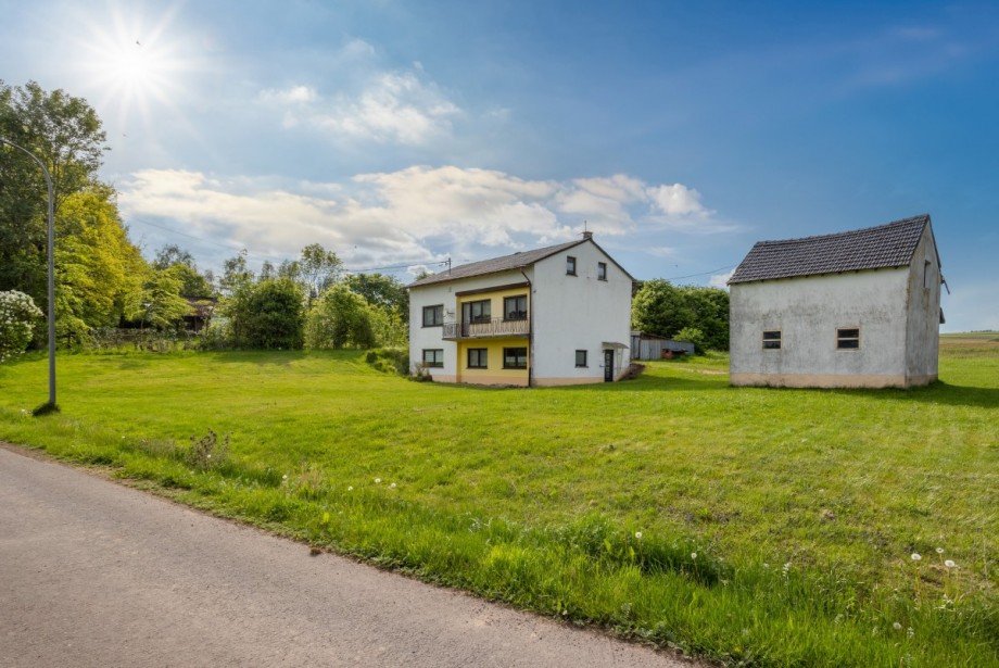 Au�enbereich mit Garten (3) Einfamilienhaus Kalenborn-Scheuern